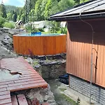 Domek alpejski V Karlove *