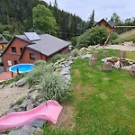 Domek alpejski V Karlove *