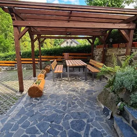 V Karlove Chalet *